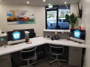 Dental Office Reception Area - Dentist serving Tujunga, California