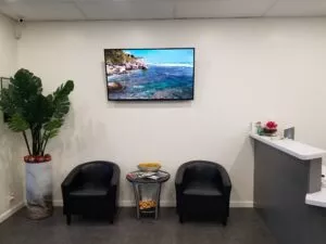 Dental Office Waiting Room 4 - Dentist serving Tujunga, California